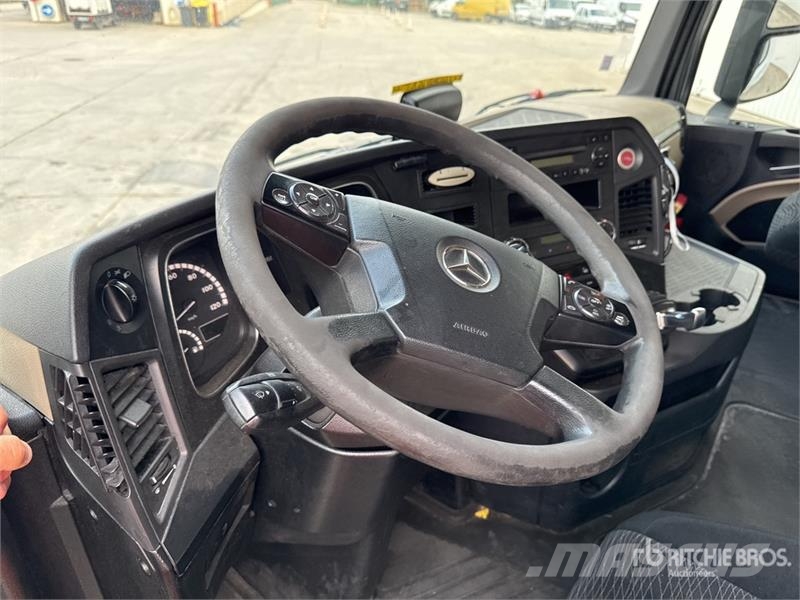 Mercedes-Benz Actros 1842 4x2 Tracteur Routier Cabine Couchette Motrici e Trattori Stradali