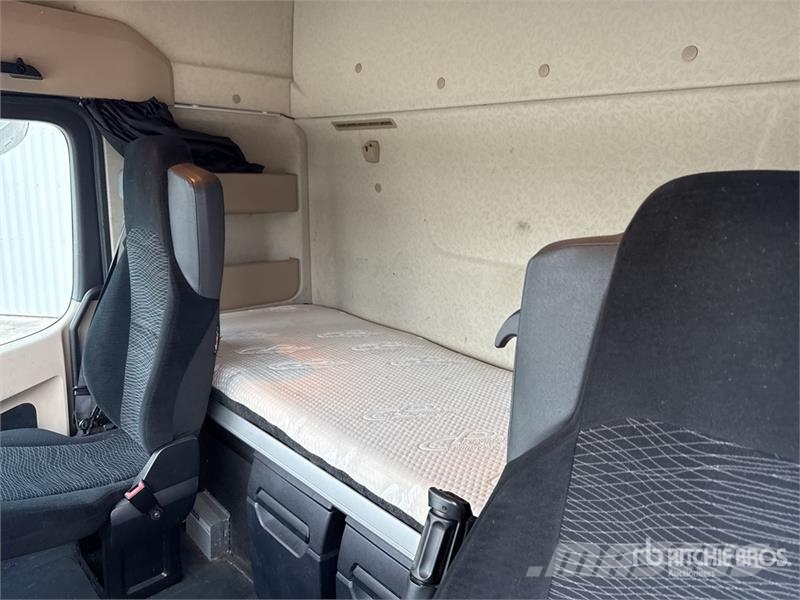 Mercedes-Benz Actros 1842 4x2 Tracteur Routier Cabine Couchette Motrici e Trattori Stradali