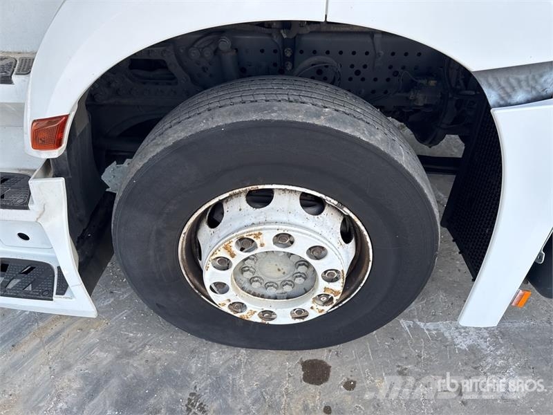 Mercedes-Benz Actros 1842 4x2 Tracteur Routier Cabine Couchette Naudoti vilkikai