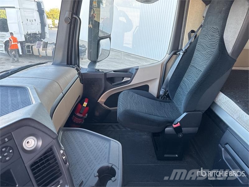 Mercedes-Benz Actros 1842 4x2 Tracteur Routier Cabine Couchette Naudoti vilkikai