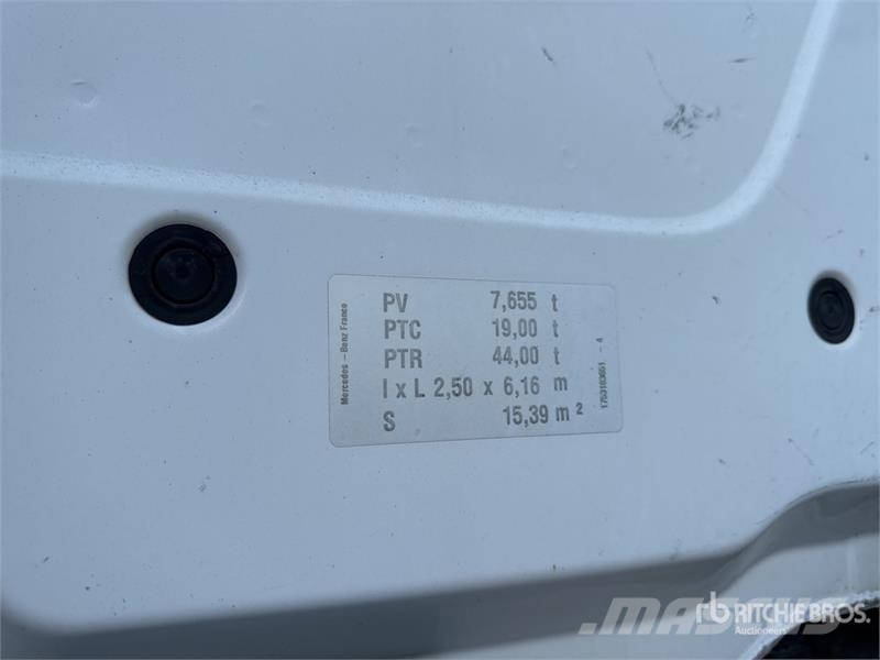 Mercedes-Benz Actros 1842 4x2 Tracteur Routier Cabine Couchette Naudoti vilkikai