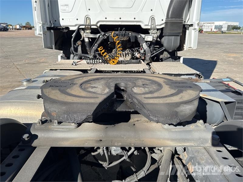Mercedes-Benz Actros 1842 4x2 Tracteur Routier Cabine Couchette  وحدات الجر