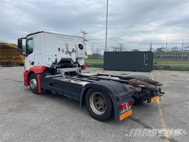 Mercedes-Benz ACTROS 1843 4x2 S/A Sleeper Truck Tractor (Inopera Trekkers