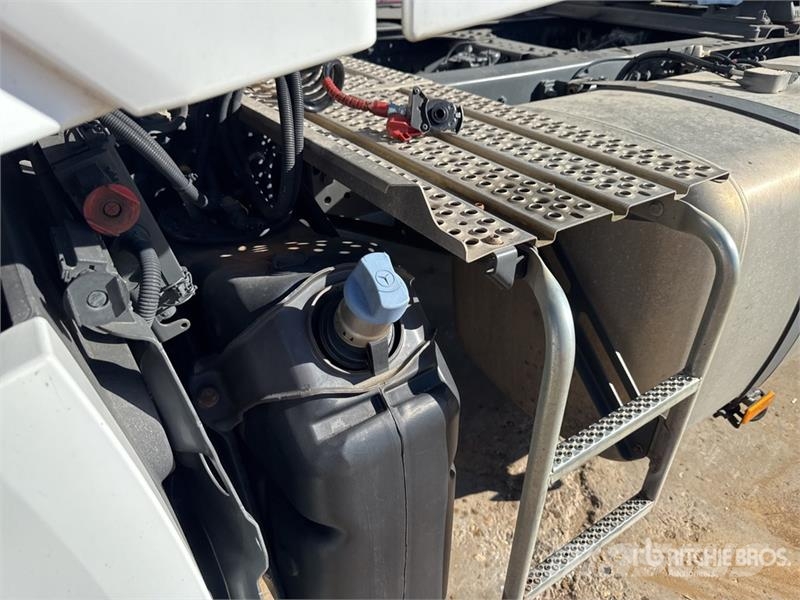 Mercedes-Benz Actros 1842 4x2 Tracteur Routier Cabine Couchette  وحدات الجر