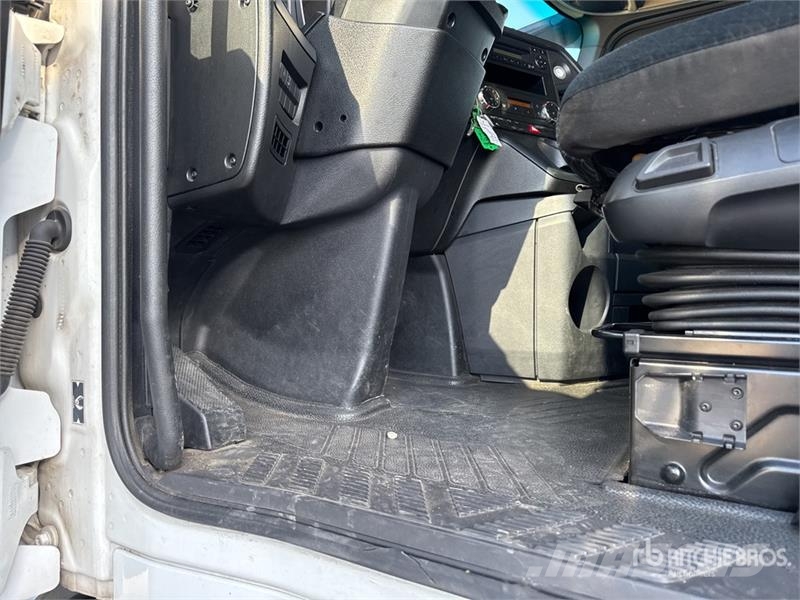 Mercedes-Benz Actros 1842 4x2 Tracteur Routier Cabine Couchette Naudoti vilkikai