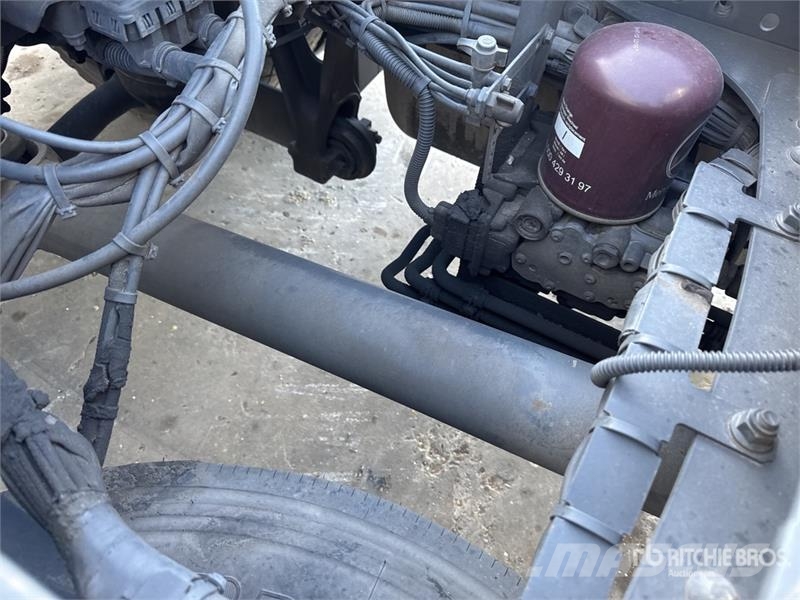 Mercedes-Benz Actros 1842 4x2 Tracteur Routier Cabine Couchette Naudoti vilkikai