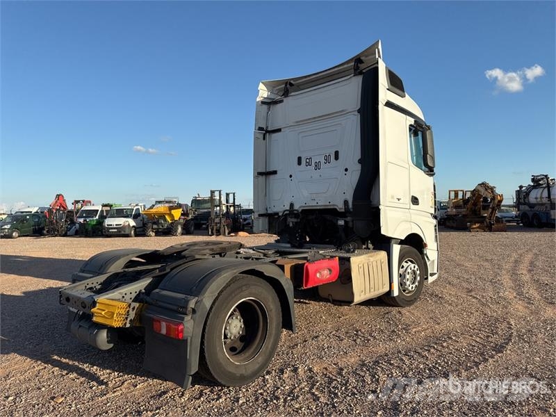 Mercedes-Benz Actros 1842 4x2 Tracteur Routier Cabine Couchette Vilcēji