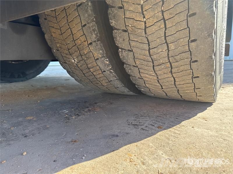 Mercedes-Benz Actros 1842 4x2 Tracteur Routier Cabine Couchette  وحدات الجر