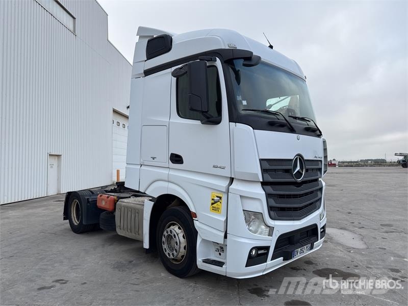 Mercedes-Benz Actros 1842 4x2 Tracteur Routier Cabine Couchette Motrici e Trattori Stradali