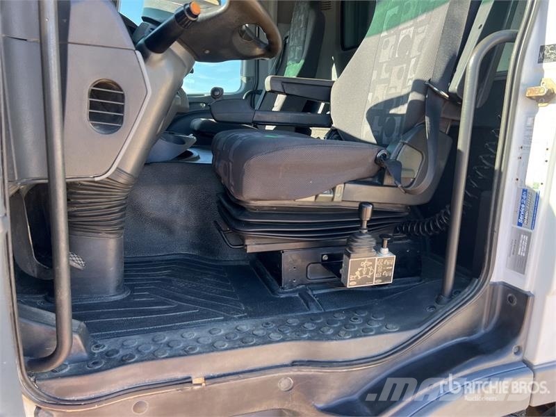 Mercedes-Benz ACTROS 3336 덤프 트럭