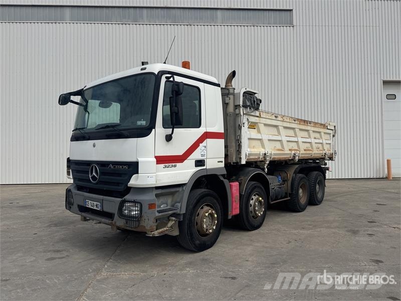 Mercedes-Benz Actros 3236 8x4 Camion Bi Benne Tri/A Dump Truck 덤프 트럭