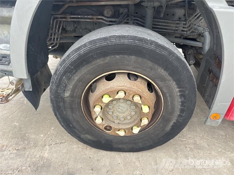 Mercedes-Benz Actros 3236 8x4 Camion Bi Benne Tri/A Dump Truck 덤프 트럭