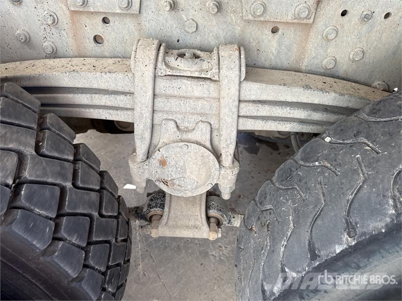 Mercedes-Benz Actros 3236 8x4 Camion Malaxeur 8x4 Mixer Truck Concrete trucks
