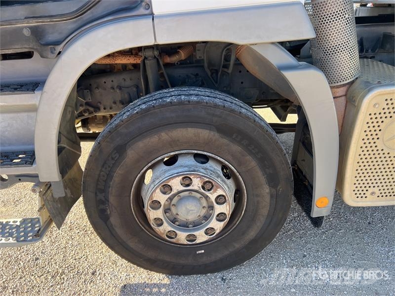 Mercedes-Benz ACTROS 3336 덤프 트럭