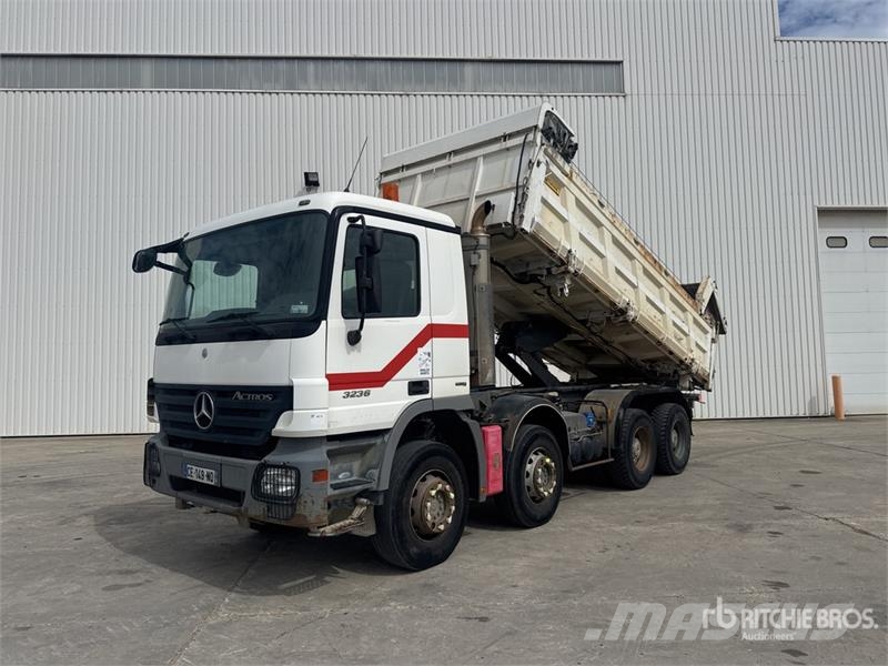 Mercedes-Benz Actros 3236 8x4 Camion Bi Benne Tri/A Dump Truck 덤프 트럭