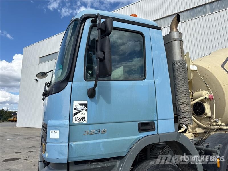 Mercedes-Benz Actros 3236 8x4 Camion Malaxeur 8x4 Mixer Truck Concrete trucks