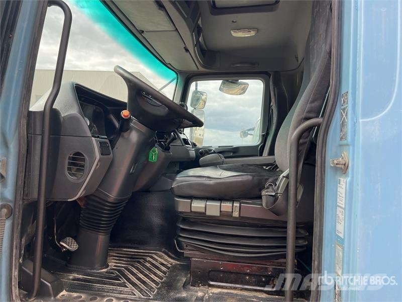 Mercedes-Benz Actros 3236 8x4 Camion Malaxeur 8x4 Mixer Truck Concrete trucks