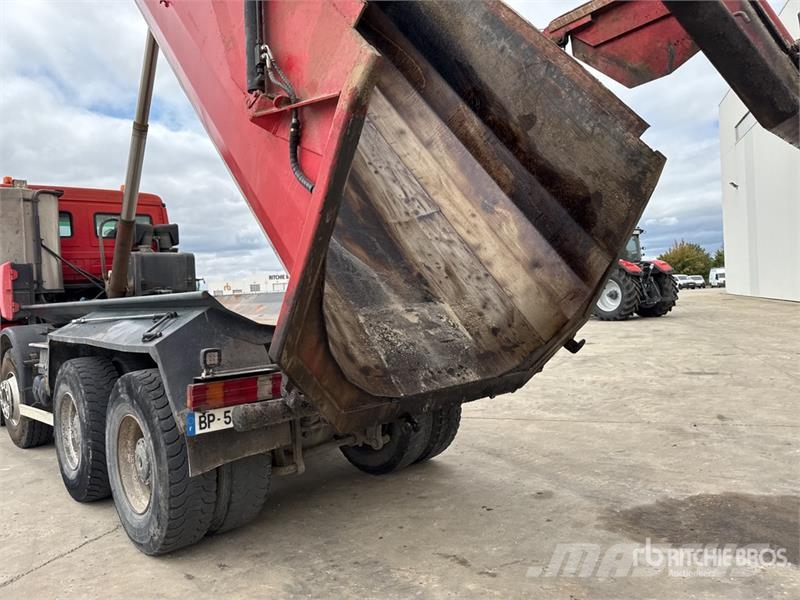 Mercedes-Benz Actros 4141 8x4 Camion Benne Tri/A Dump Truck Pašizgāzējs