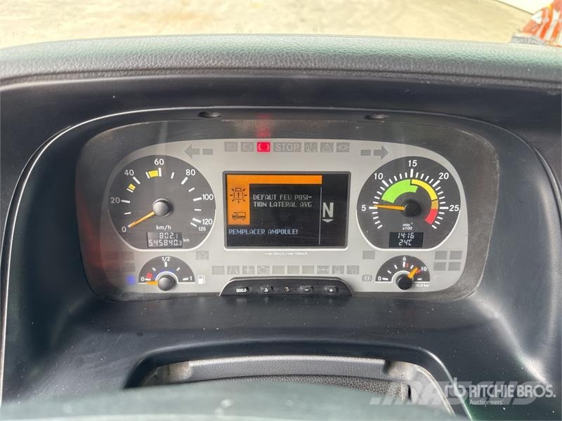 Mercedes-Benz Actros 4141 8x4 Camion Benne Tri/A Dump Truck Pašizgāzējs