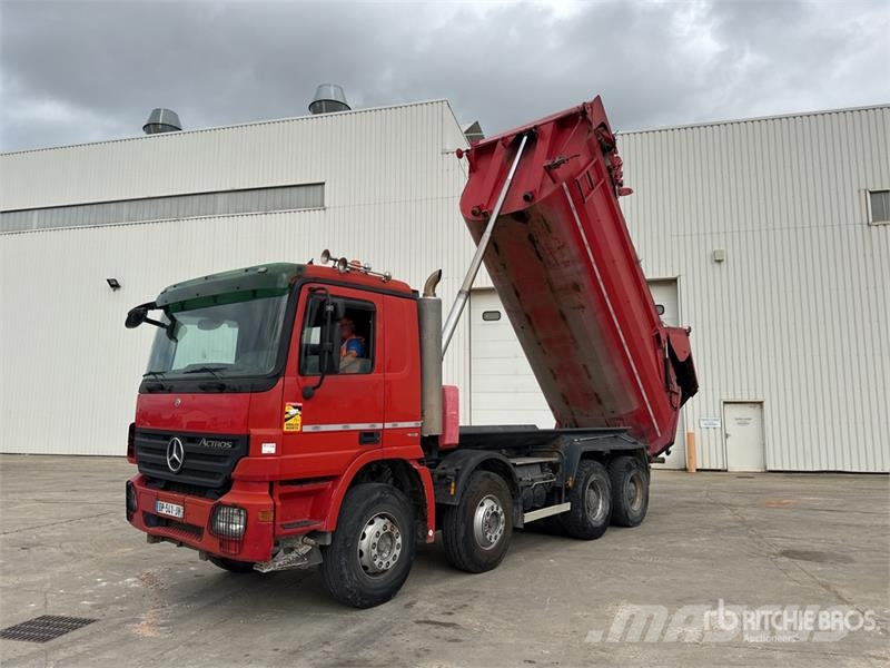 Mercedes-Benz Actros 4141 8x4 Camion Benne Tri/A Dump Truck Pašizgāzējs