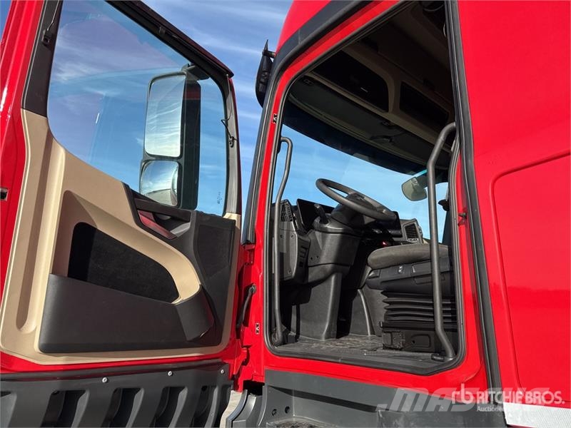 Mercedes-Benz Actros L 1842 4x2 S/A Sleeper Truck Tractor Nyergesvontatók