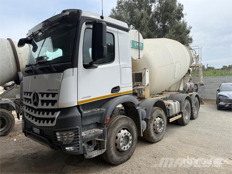 Mercedes-Benz Arocs 4145 8x4 Mixer Truck Kamioni mešalice za beton