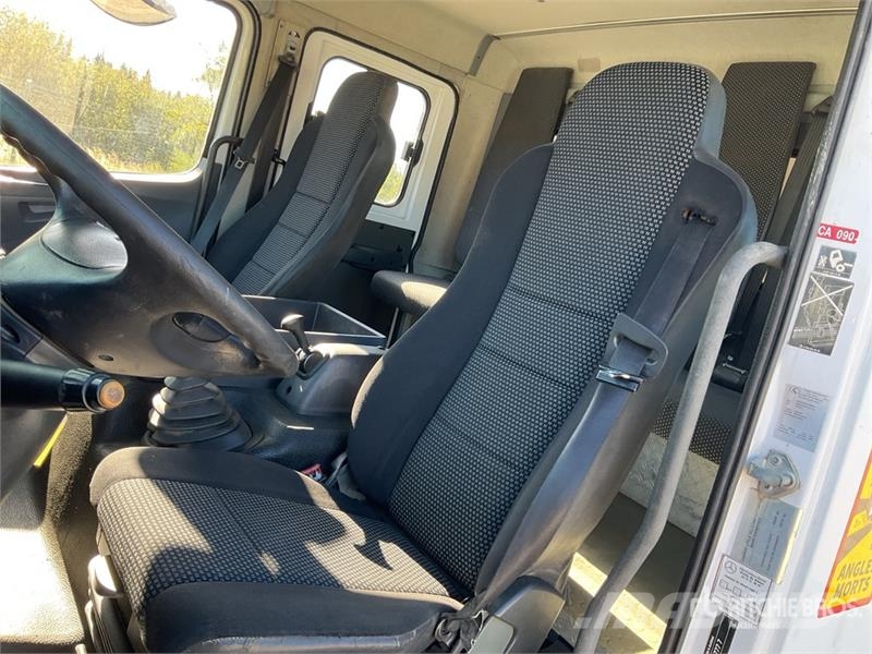 Mercedes-Benz Atego 4x2 Camion Fourgon Crew Cab Van Truck Tovornjaki zabojniki
