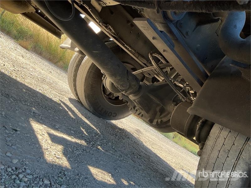 Mercedes-Benz Atego 4x2 Camion Fourgon Crew Cab Van Truck Tovornjaki zabojniki