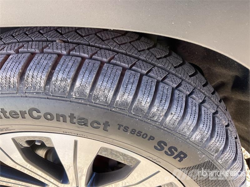 Mercedes-Benz EQB 2WD Electric SUV Voiture