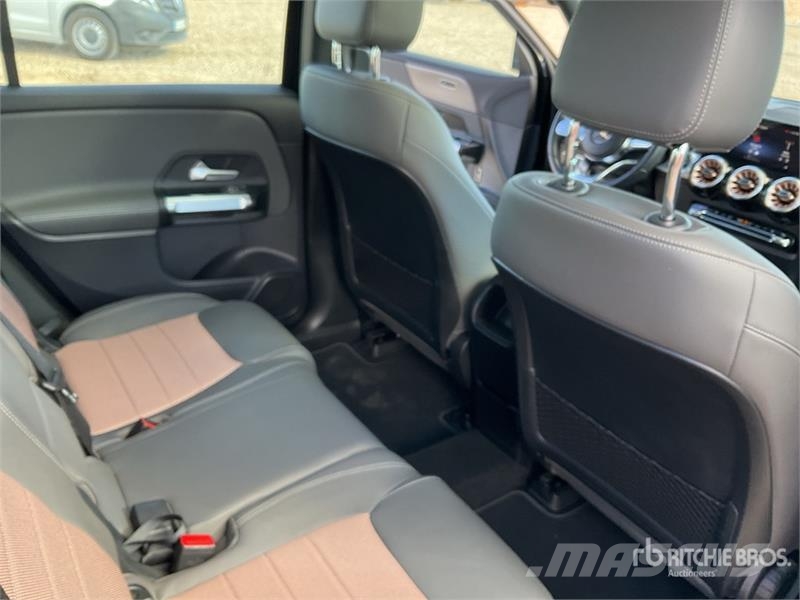 Mercedes-Benz EQB 2WD Electric SUV Voiture