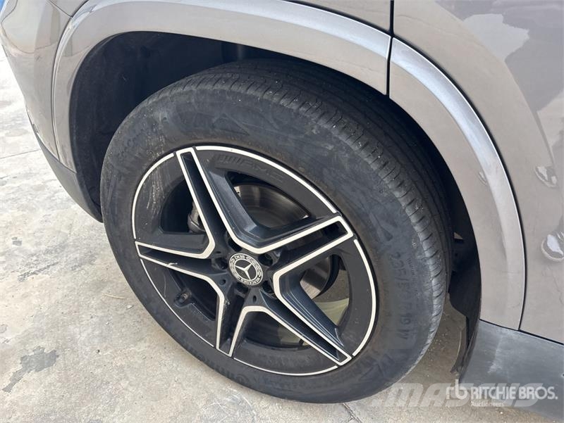 Mercedes-Benz Gla 200d SUV Automobile Coches