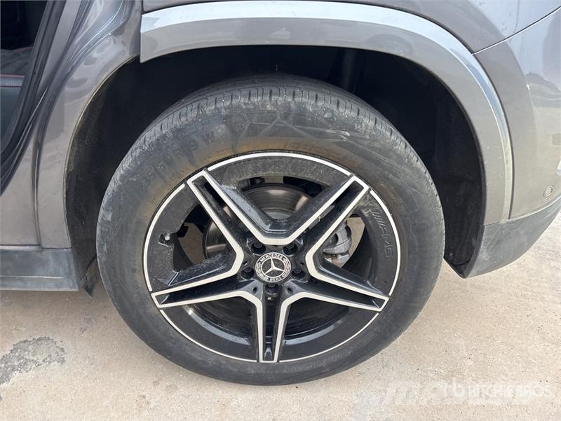 Mercedes-Benz Gla 200d SUV Automobile Coches