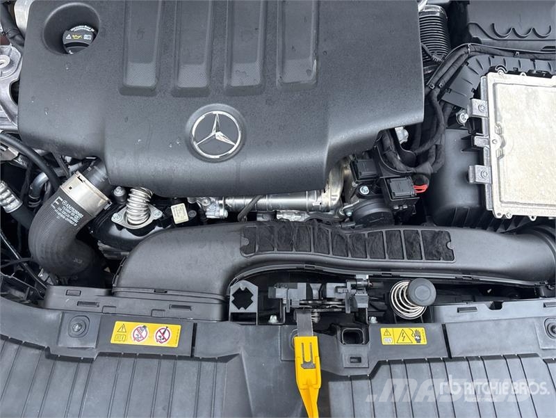 Mercedes-Benz Gla 200d SUV Automobile Coches