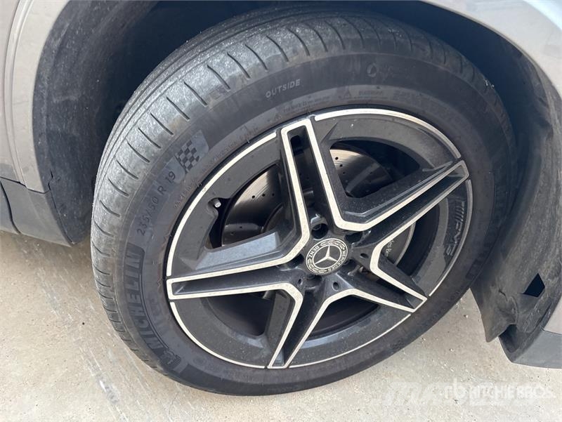 Mercedes-Benz Gla 200d SUV Automobile Coches