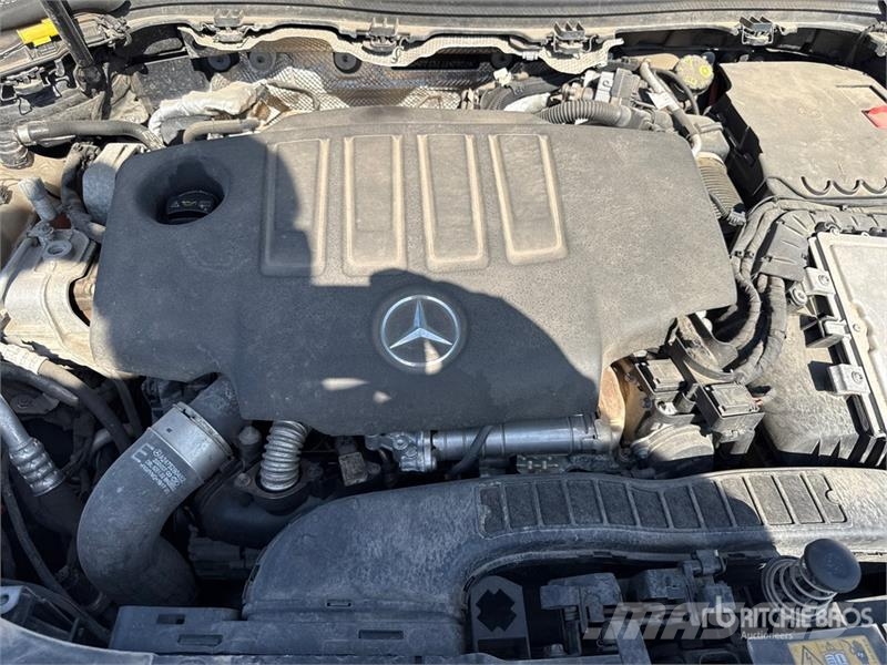 Mercedes-Benz GLA200 SUV Коли