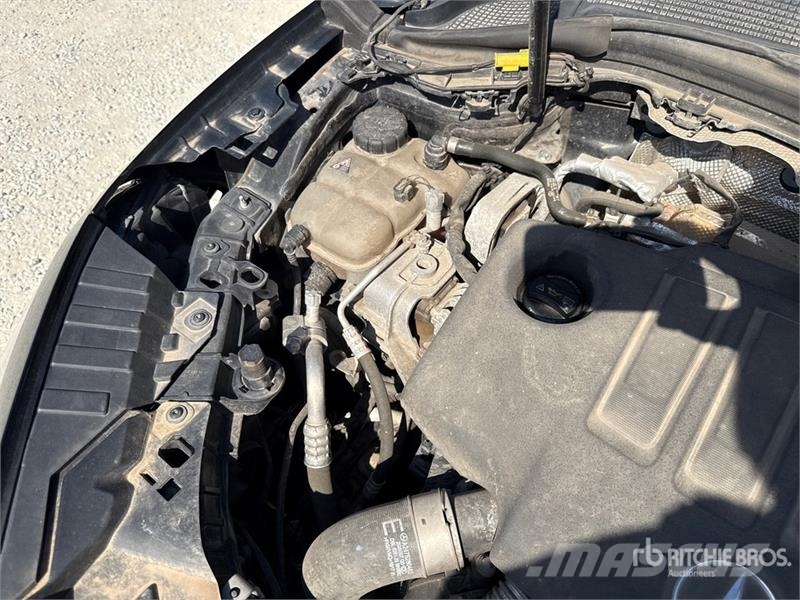 Mercedes-Benz GLA200 SUV Коли