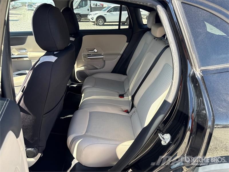 Mercedes-Benz GLA200 SUV Коли