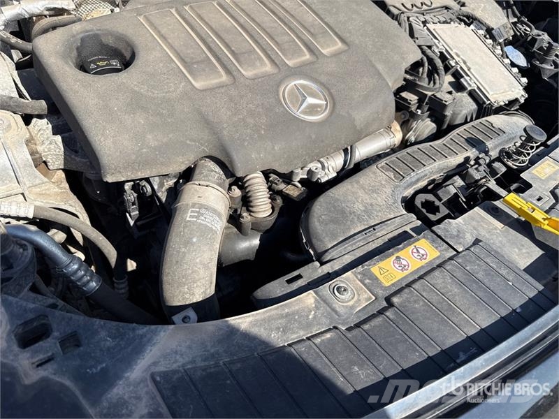 Mercedes-Benz GLA200 SUV Коли
