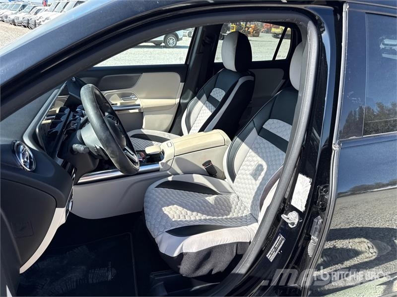 Mercedes-Benz GLA200 SUV Коли