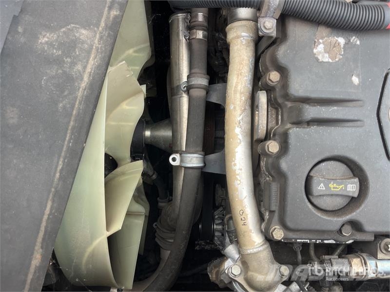 Mercedes-Benz Kamag 4x2 Swap Body Transporter (Inoperable) مكونات أخرى