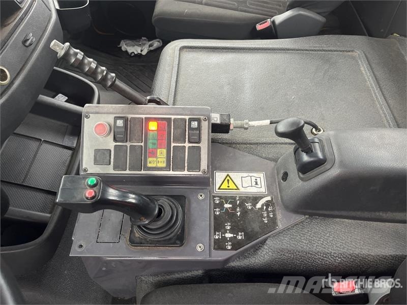 Mercedes-Benz Kamag 4x2 Swap Body Transporter (Inoperable) مكونات أخرى