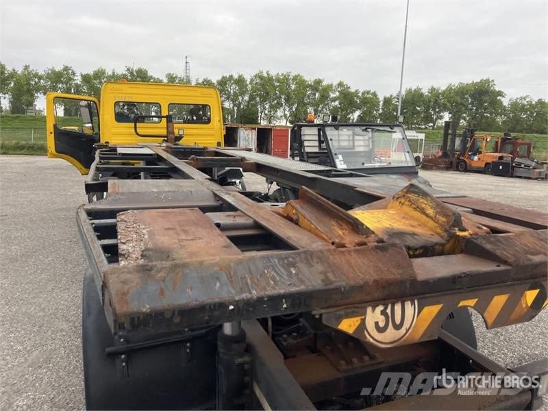 Mercedes-Benz Kamag 4x2 Swap Body Transporter (Inoperable) مكونات أخرى