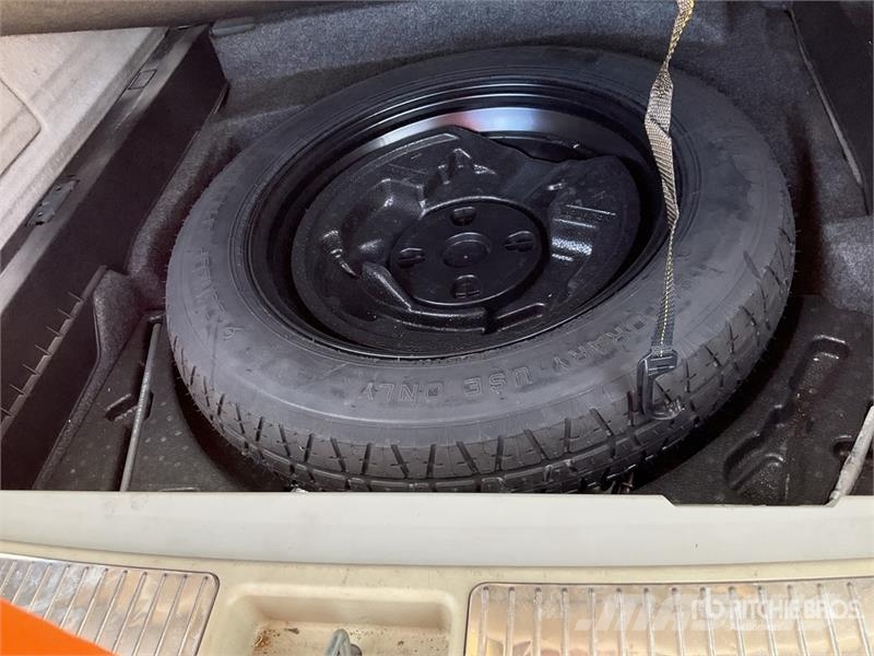 Mercedes-Benz ML320 자동차