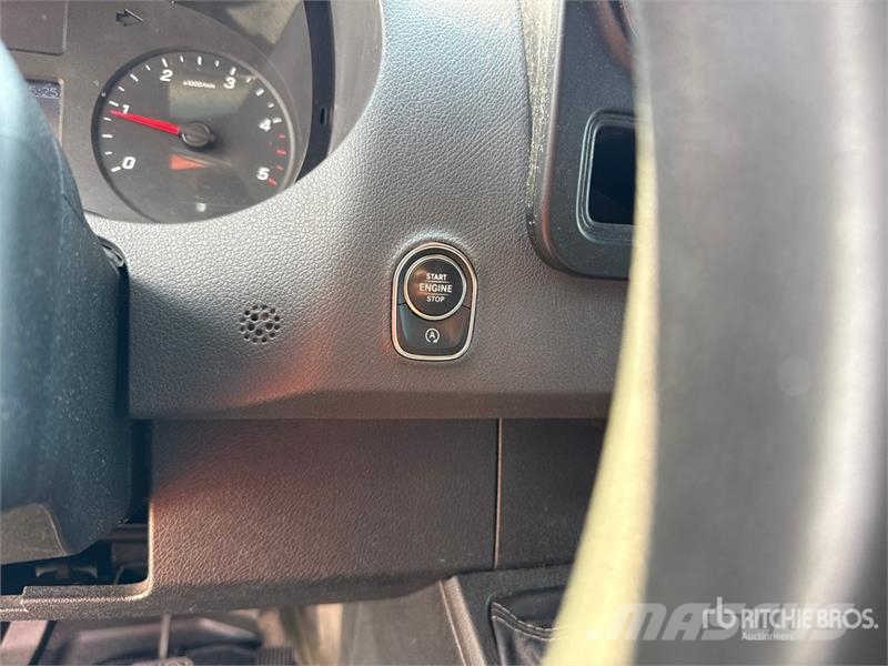 Mercedes-Benz Sprinter 311CDI Cargo Van Utilitaire