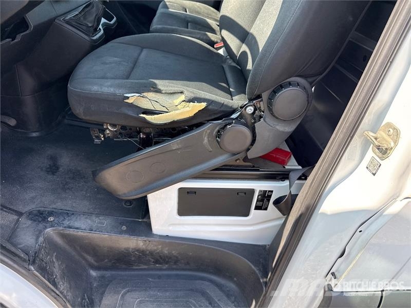 Mercedes-Benz Sprinter 314CDI Cargo Van Pakettiautot