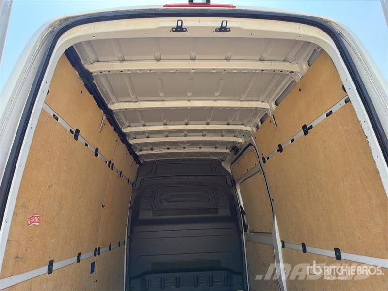 Mercedes-Benz Sprinter 311CDI Cargo Van Furgonetas cerradas