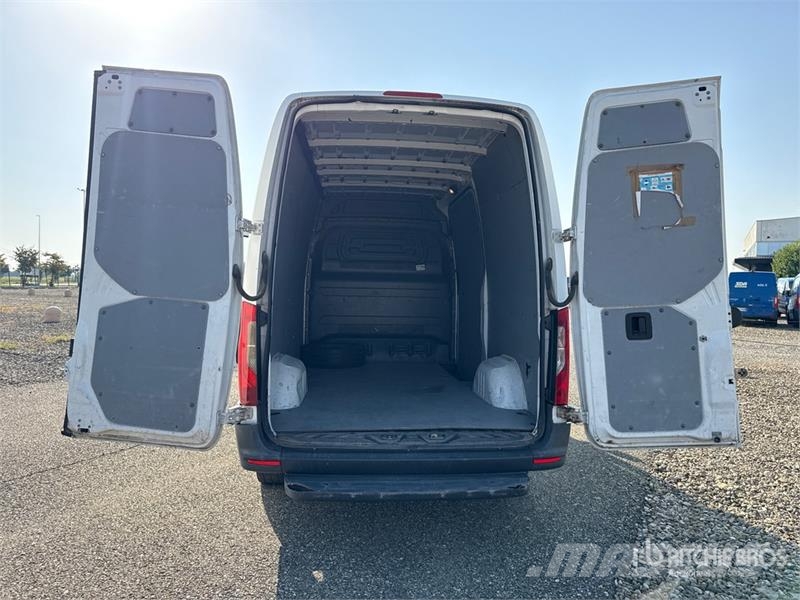 Mercedes-Benz Sprinter 314CDI Cargo Van Pakettiautot