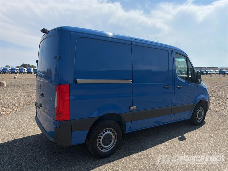 Mercedes-Benz Sprinter 211 CDi Cargo Van Lieferwagen
