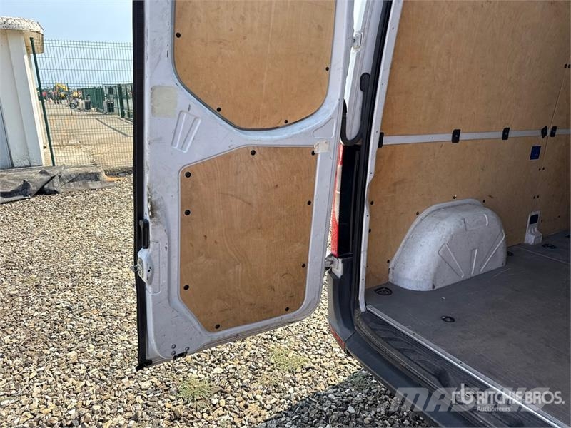 Mercedes-Benz Sprinter 311CDI Cargo Van Utilitaire
