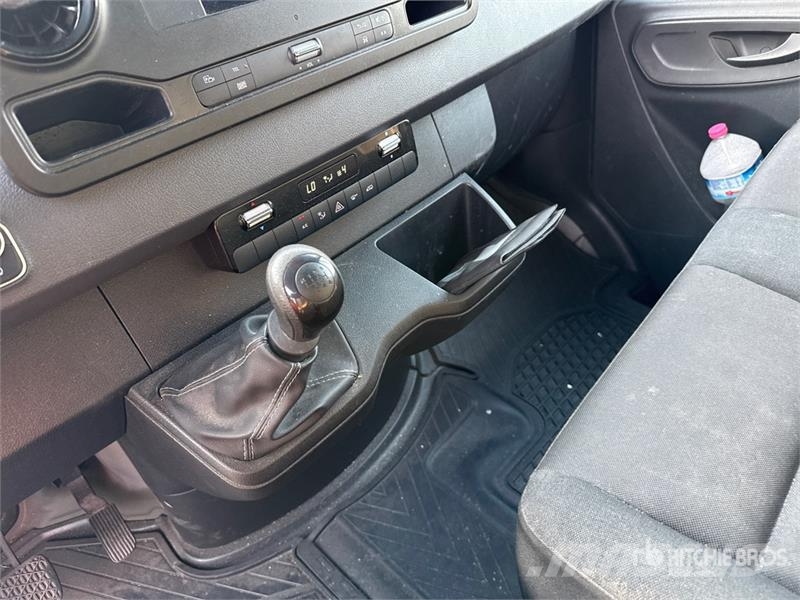 Mercedes-Benz Sprinter 311CDI Cargo Van Dodávky